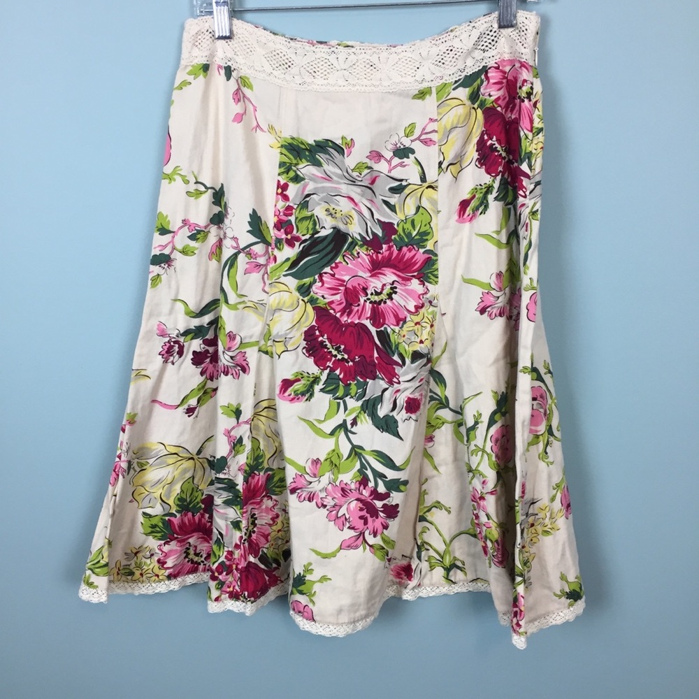CAbi-  Floral & Lace Cream Skirt